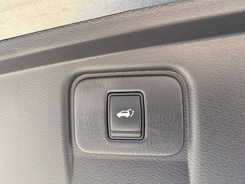 Used 2015 Nissan Murano SL w/ SL Technology Package FWD image 29