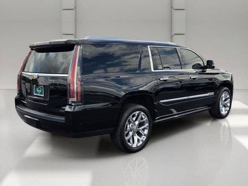 Used 2020 Cadillac Escalade ESV Premium Luxury AWD/4WD image 5
