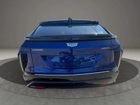 Used 2024 Cadillac Lyriq Tech AWD/4WD image 6