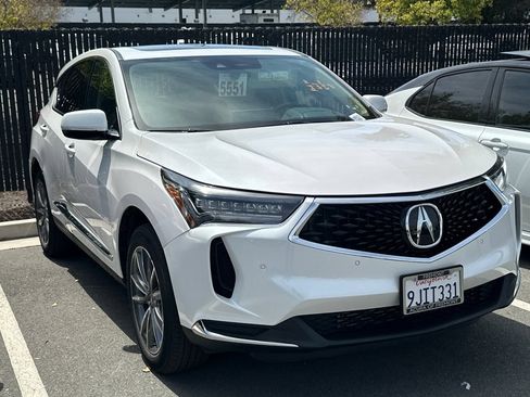Used 2023 Acura RDX FWD w/ Technology Package image 2