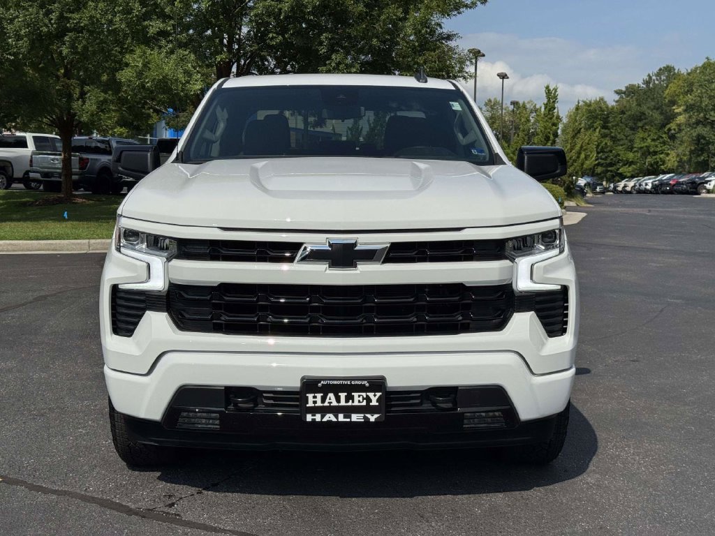 Used 2025 Chevrolet Silverado 1500 RST w/ Z71 Off-Road Package AWD/4WD image 27