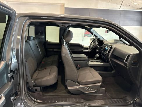 Used 2016 Ford F150 XLT w/ Equipment Group 302A Luxury AWD/4WD image 15