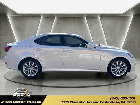 Used 2008 Lexus IS 250 w/ Premium Pkg RWD image 6