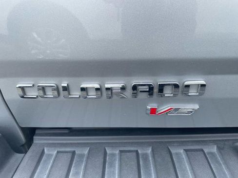 Used 2018 Chevrolet Colorado W/T w/ WT Convenience Package RWD image 31