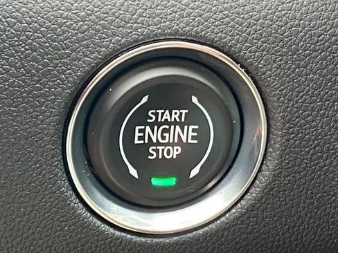Used 2026 GMC Acadia Denali w/ Super Cruise Package AWD/4WD image 19