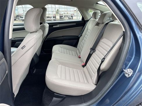 Used 2018 Ford Fusion S image 18