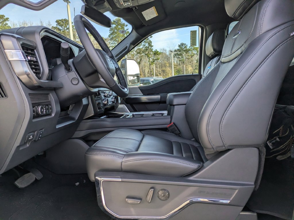 New 2026 Ford F250 Platinum AWD/4WD image 14