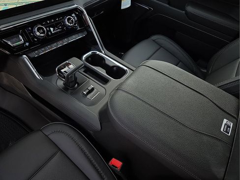 Certified 2026 GMC Sierra 1500 Denali image 25