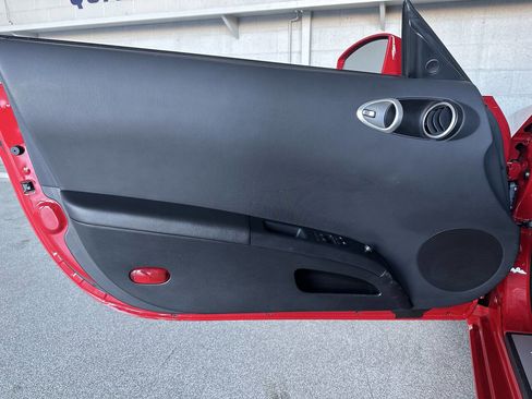 Used 2005 Nissan 350Z Touring image 13