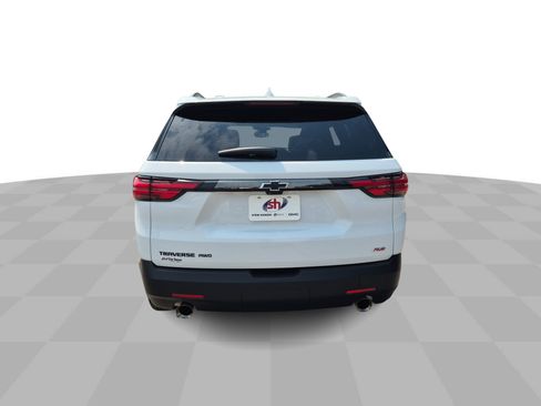 Certified 2023 Chevrolet Traverse RS w/ LPO, Floor Liner Package AWD/4WD image 8