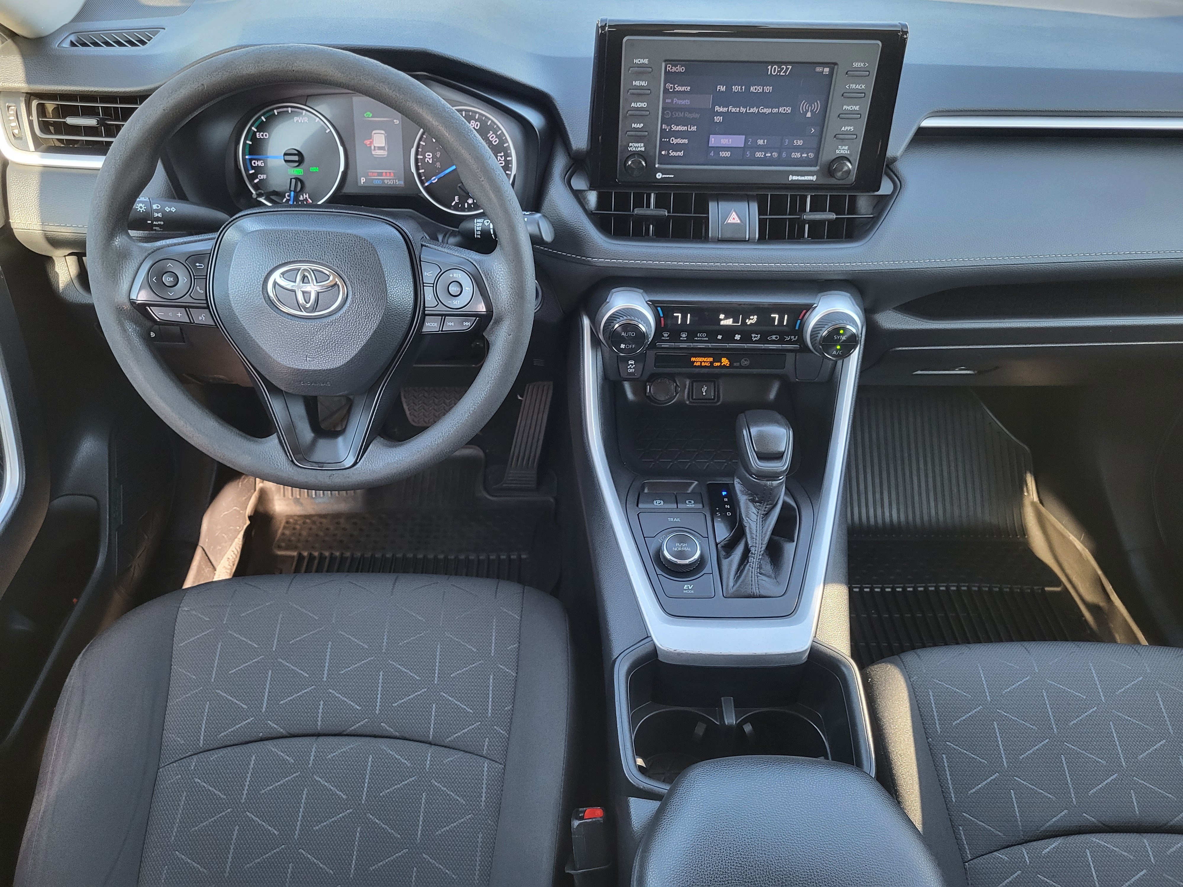 Used 2022 Toyota RAV4 XLE AWD/4WD image 21