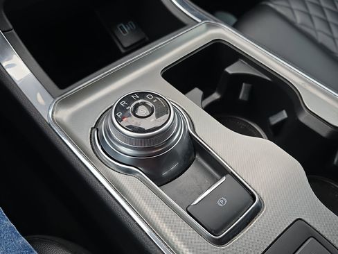 Certified 2024 Ford Edge Titanium image 21