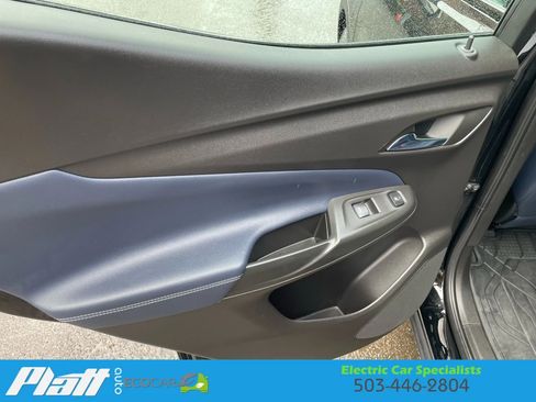 Used 2023 Chevrolet Bolt EUV Premier w/ Super Cruise Package image 29
