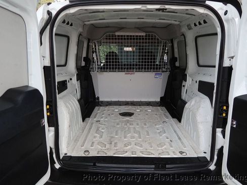 Used 2018 RAM ProMaster City Tradesman image 16