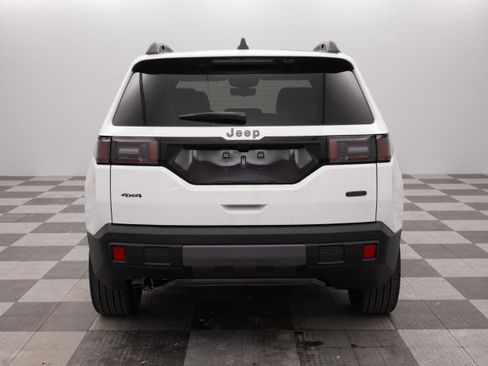 New 2026 Jeep Cherokee Overland w/ Advanced Pro Tech Group AWD/4WD image 10