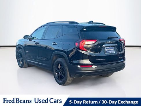 Used 2022 GMC Terrain AT4 w/ Infotainment Package II image 5