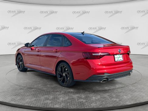 Certified 2023 Volkswagen Jetta GLI Autobahn w/ GLI Black Package FWD image 5