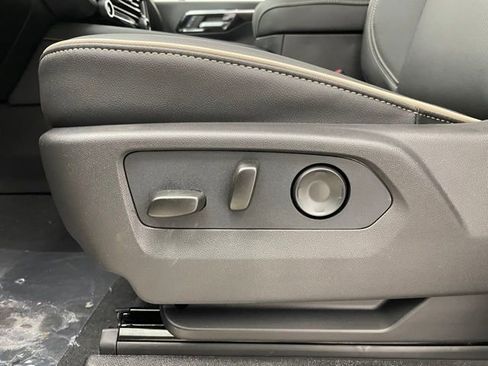 New 2026 Chevrolet Suburban Premier w/ Sun And Tow Package image 10