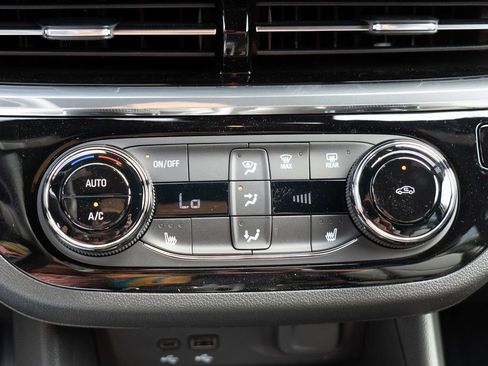 New 2026 Buick Envista Sport Touring w/ Convenience I Package image 16