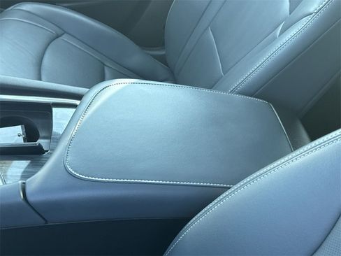 Used 2023 Buick Enclave Essence w/ Experience Buick Package image 26