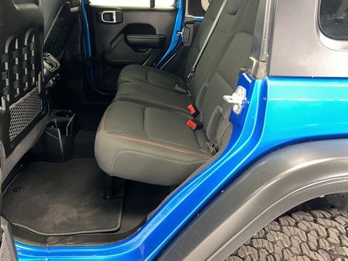 Used 2022 Jeep Wrangler Unlimited Rubicon w/ LED Lighting Group image 23