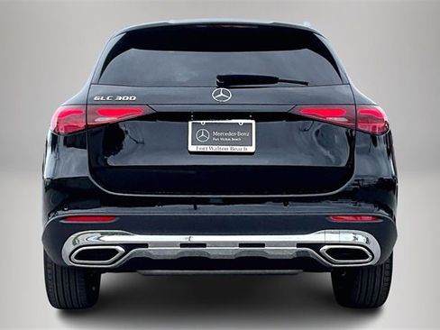 New 2026 Mercedes-Benz GLC 300 image 3