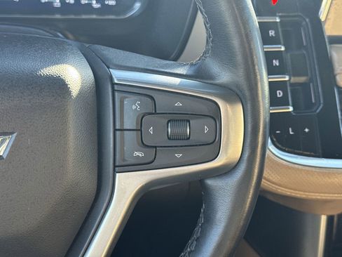 Used 2024 Chevrolet Suburban Premier w/ Advanced Technology Package image 20