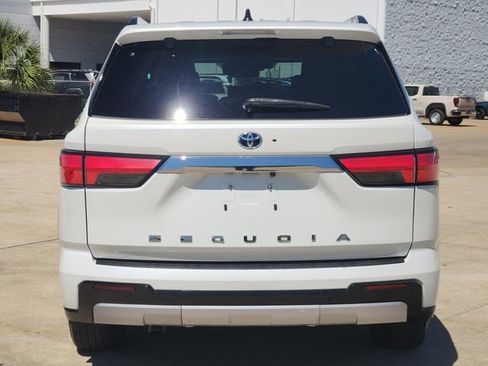 Used 2023 Toyota Sequoia Limited image 6