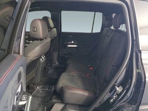 New 2024 Mercedes-Benz GLB 250 image 18