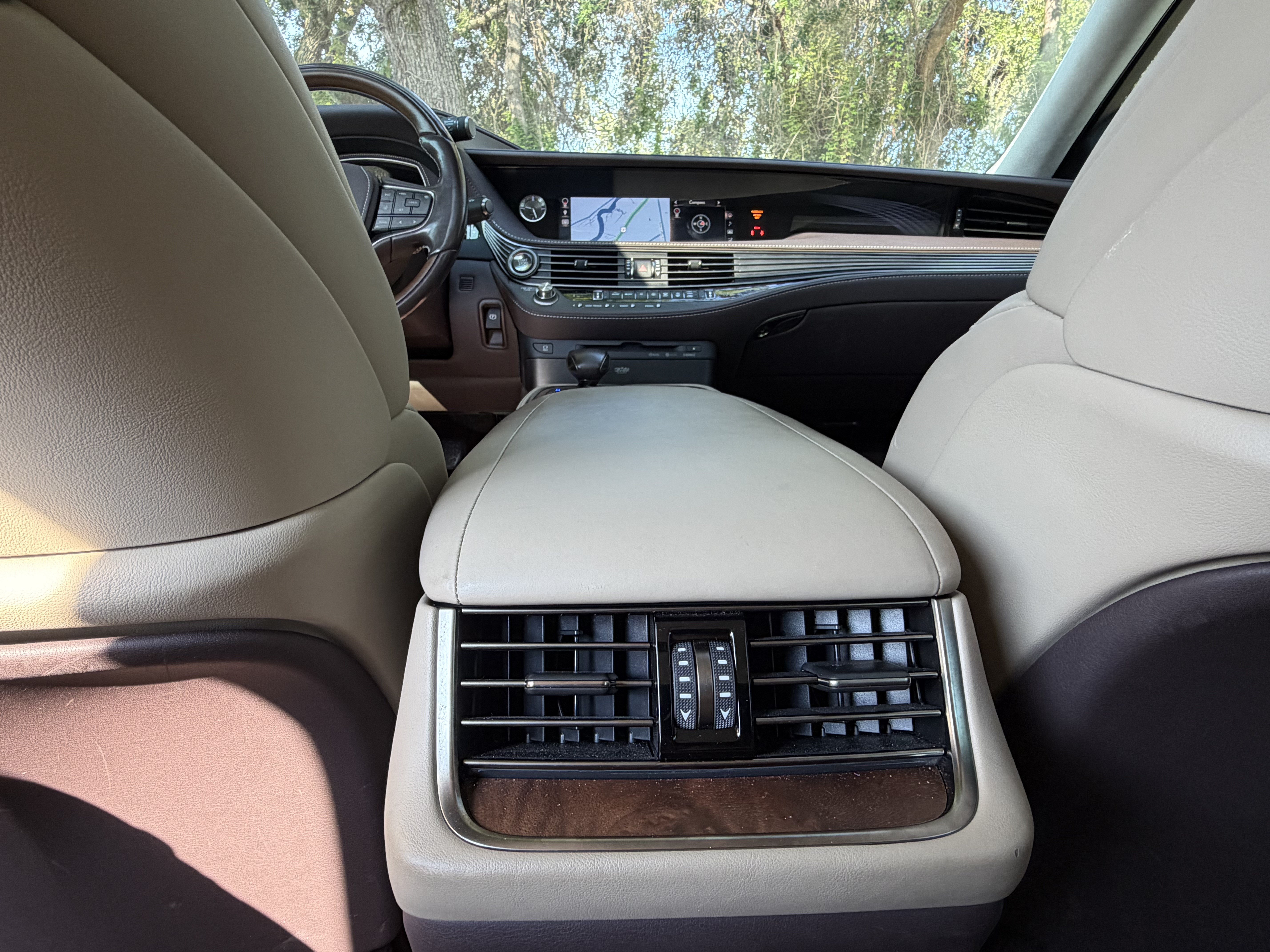 Used 2019 Lexus LS 500 w/ Interior Upgrade Package RWD image 38