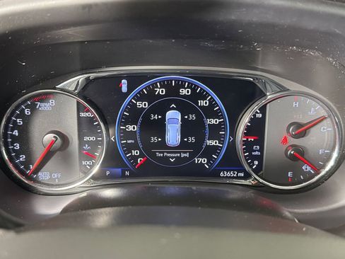 Used 2022 GMC Acadia AT4 w/ Technology Package image 29