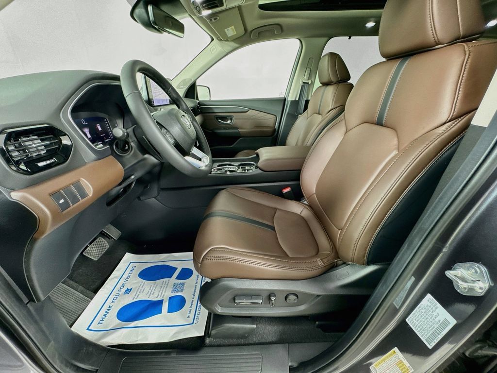 New 2026 Honda Pilot Touring image 29