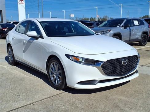 Used 2025 MAZDA MAZDA3 s image 4