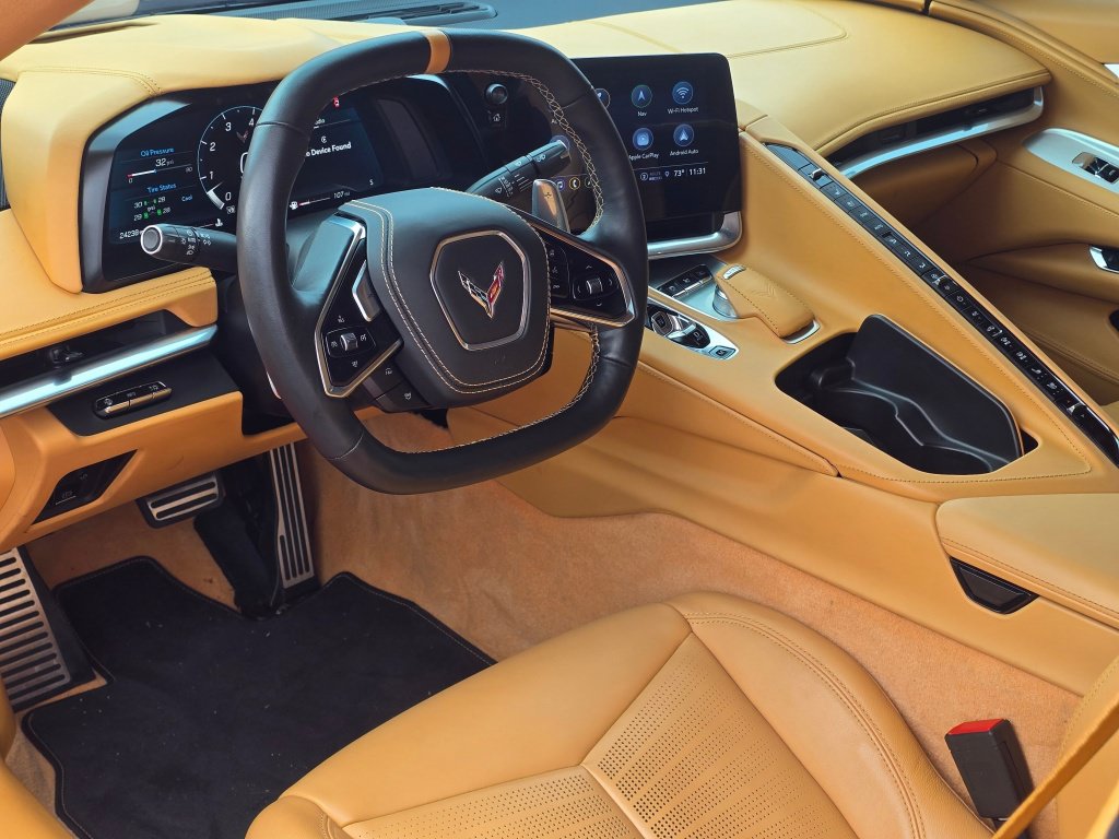 Used 2023 Chevrolet Corvette Stingray Premium Cpe w/ Z51 Performance Package RWD image 17