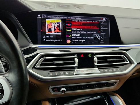 Used 2021 BMW X6 M image 18