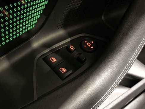 Used 2024 BMW 230i 230i w/ Premium Package image 9