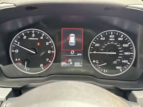 Used 2025 Subaru Crosstrek 2.0i Premium image 21