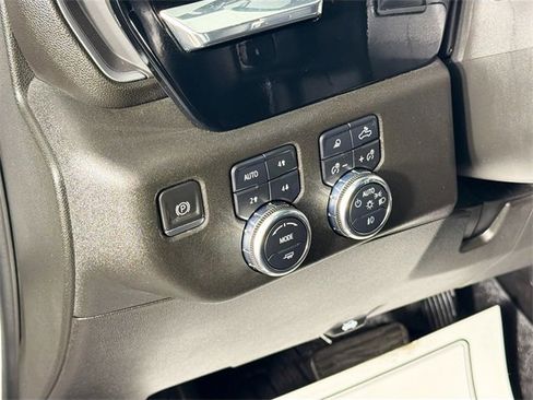 Used 2023 GMC Sierra 1500 Elevation image 10