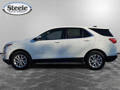 Used 2019 Chevrolet Equinox LT image 2