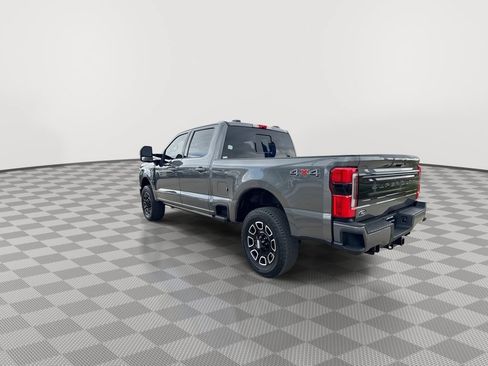 Used 2026 Ford F250 Platinum AWD/4WD image 8