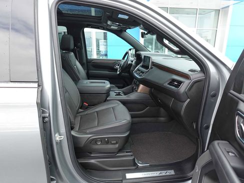Used 2023 Chevrolet Tahoe High Country w/ Premium Package AWD/4WD image 31