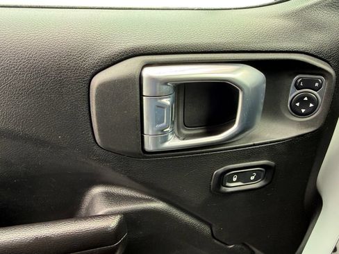Used 2021 Jeep Wrangler Unlimited Sport w/ Sun And Sound Package AWD/4WD image 11