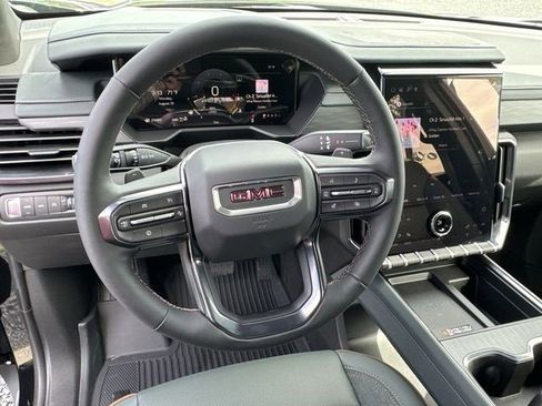 New 2026 GMC Acadia AT4 w/ LPO, Floor Liner Package image 11