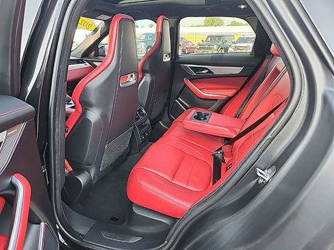 Used 2021 Jaguar F-PACE R-Dynamic S AWD/4WD image 33