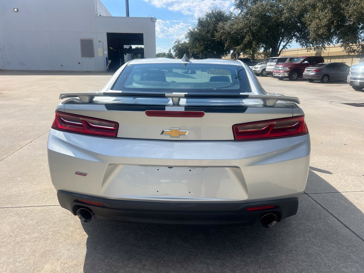 Used 2018 Chevrolet Camaro SS RWD image 6