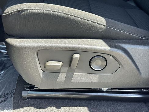 New 2026 GMC Canyon Elevation w/ Convenience Package RWD image 21