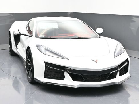 New 2026 Chevrolet Corvette Z06 w/ Stealth Interior Trim Package RWD image 2