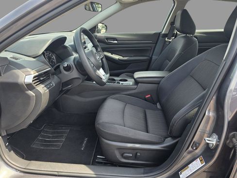 Used 2025 Nissan Altima 2.5 SV AWD/4WD image 20
