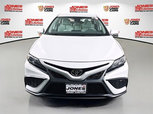 Certified 2024 Toyota Camry SE image 11