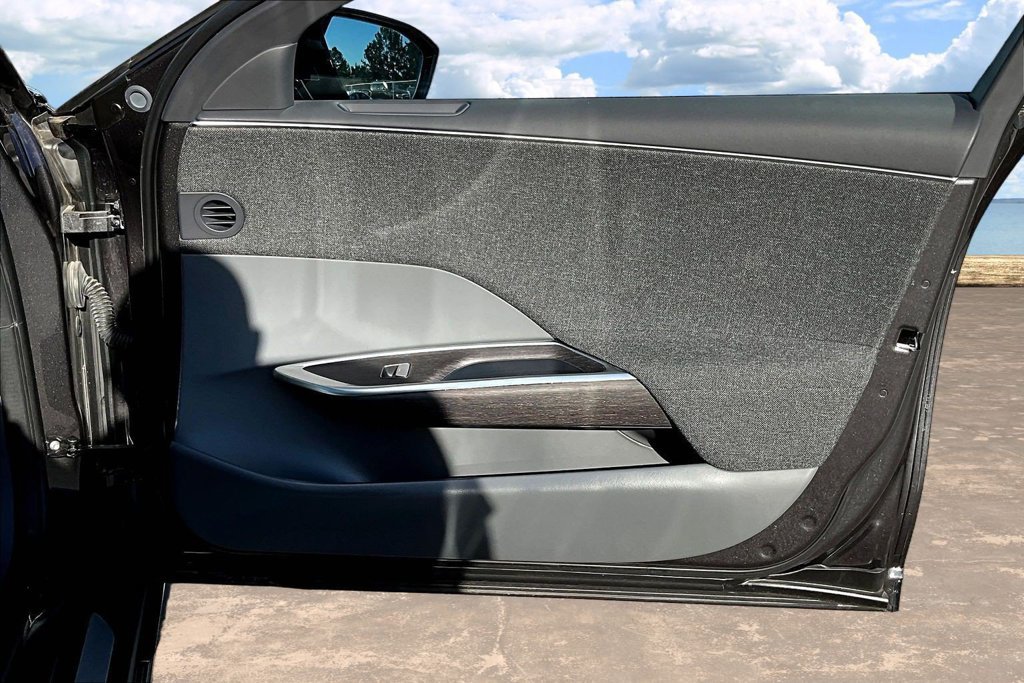 Used 2024 Lucid Air Pure RWD image 29